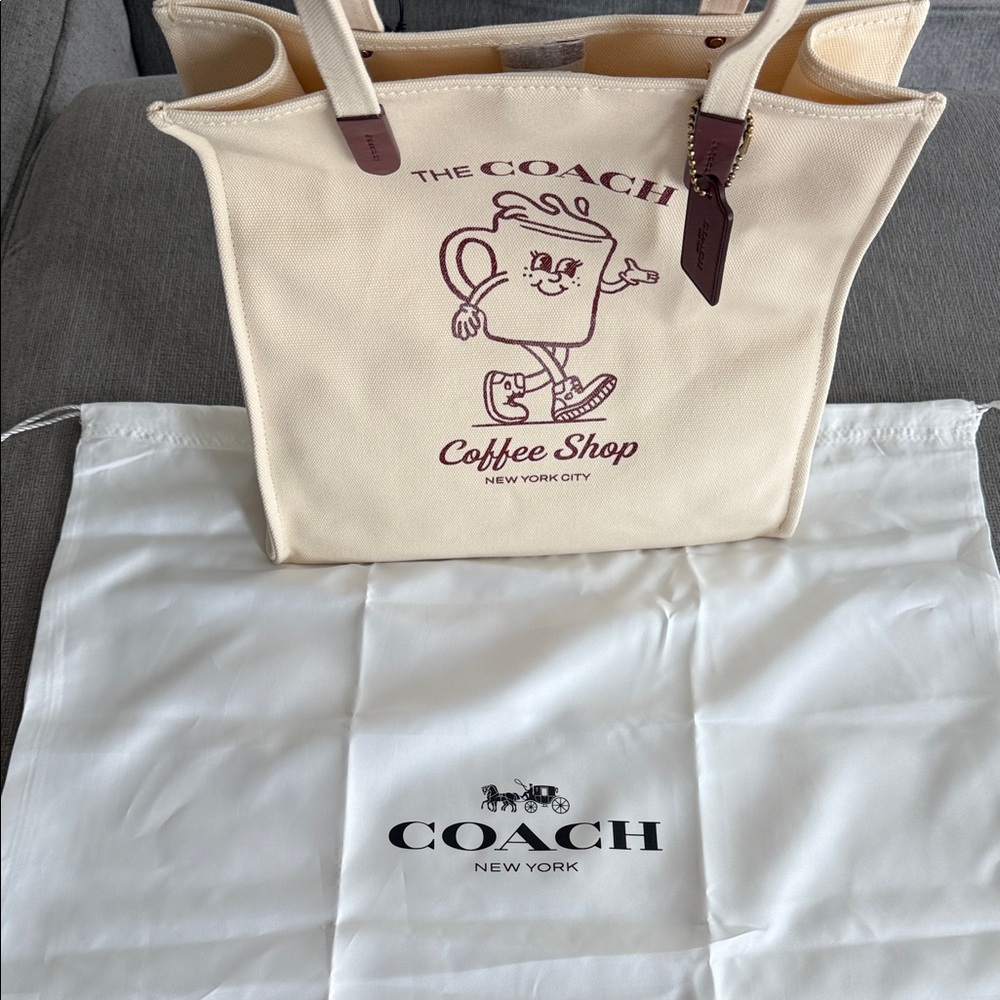 COACH EXCLUSIVE COFFEE SHOP TOTE